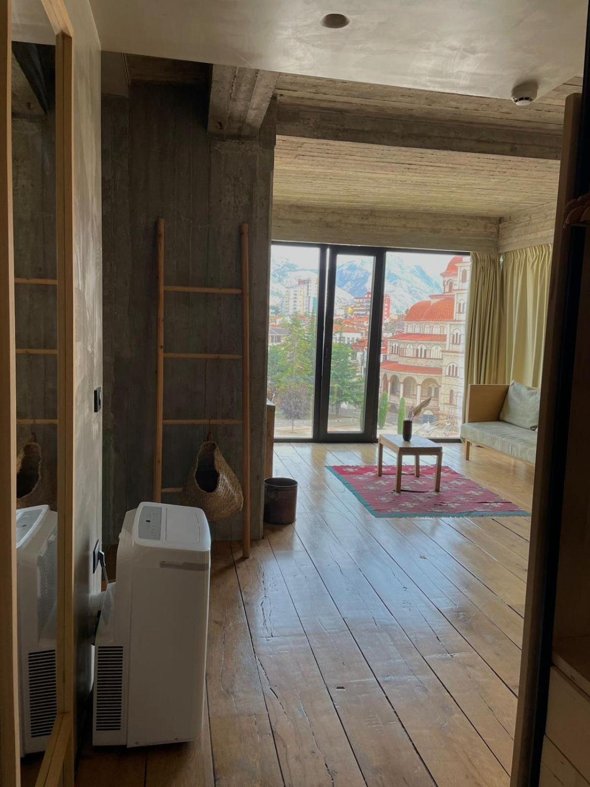 In Gallery Hotel & Spa Korce Exterior foto