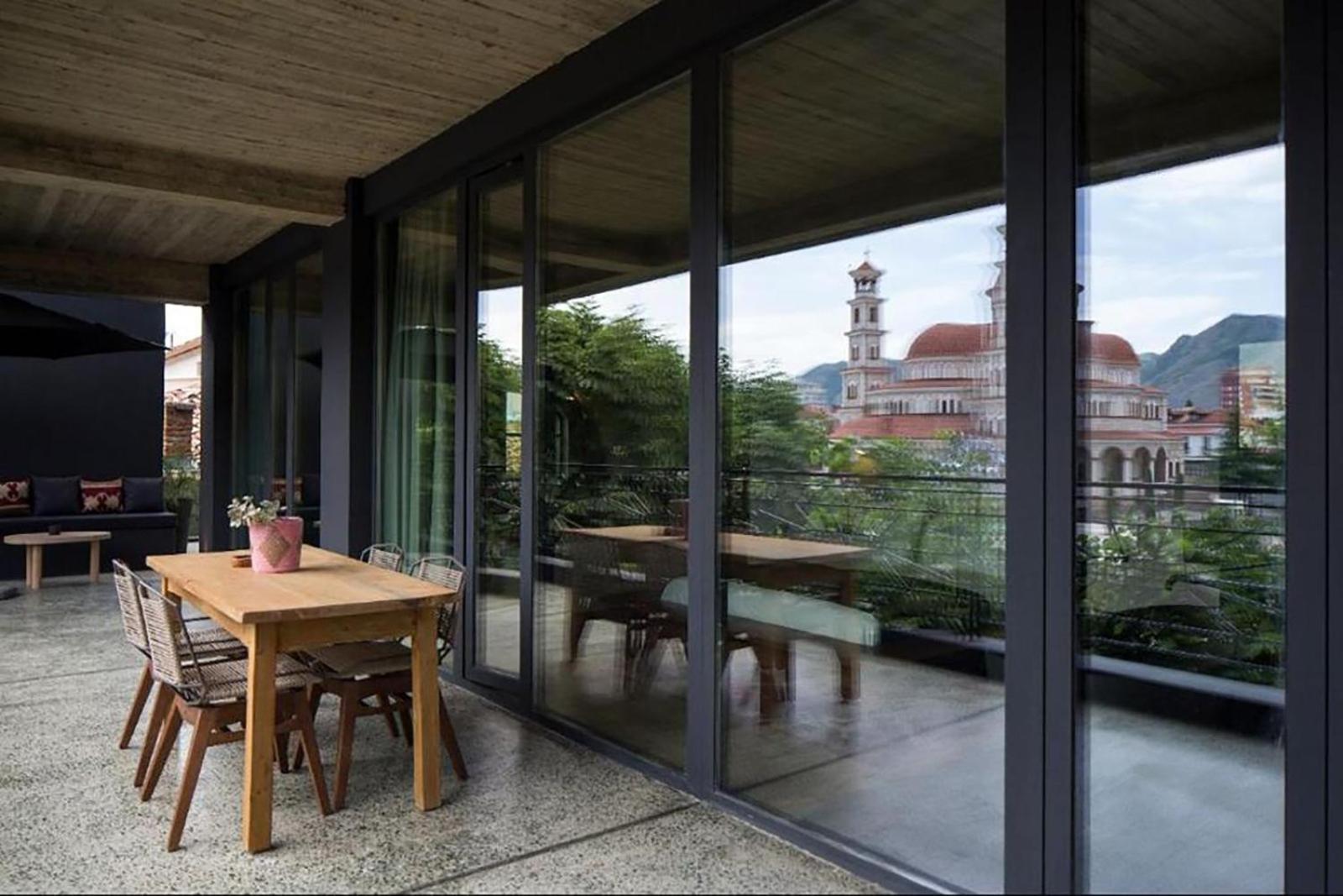In Gallery Hotel & Spa Korce Exterior foto
